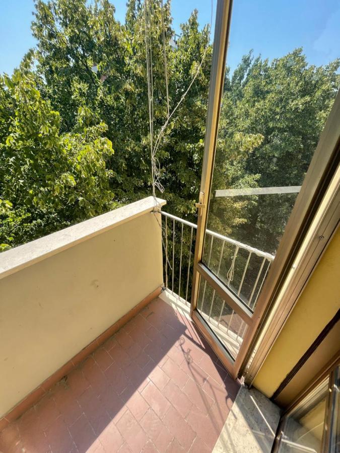 Apartmán Gramsci First Modena Exteriér fotografie